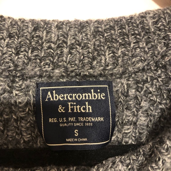 Abercrombie and Fitch Grey Sweater - Picture 2 of 2